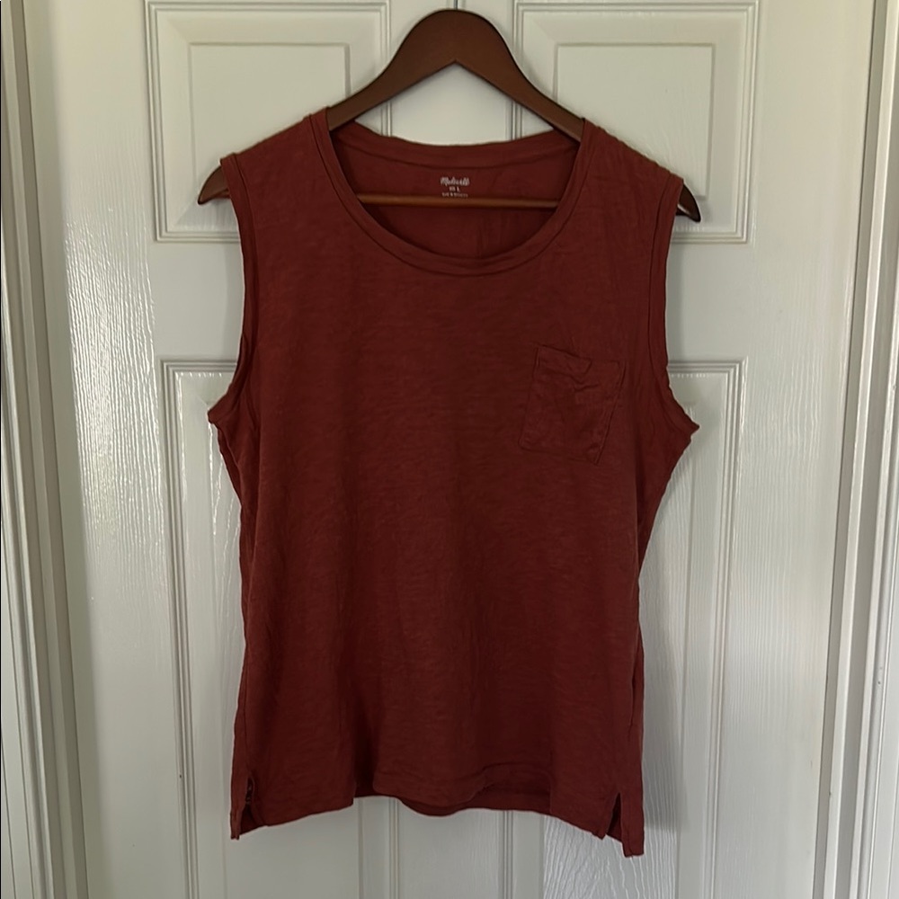 Women's Madewell Sleeveless Top in Rust Red Size L